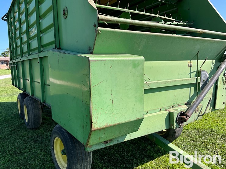 john-deere-716-image-20