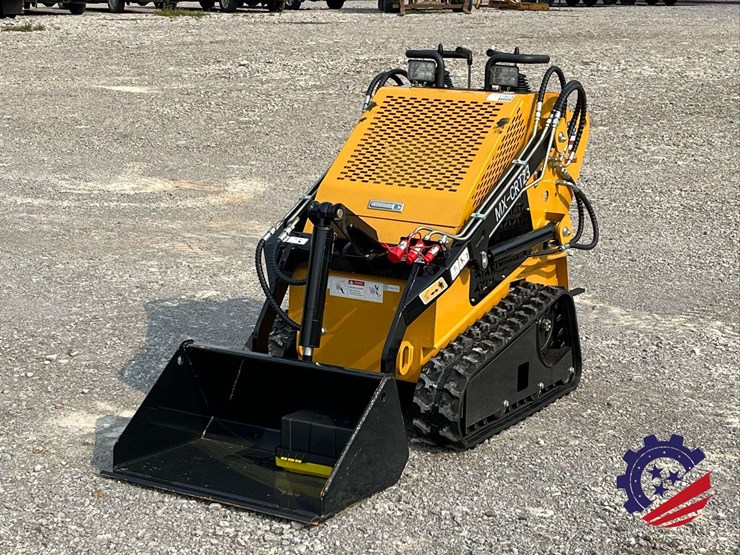 unused-2026-agt-mx-crt23-compact-track-loader-image-10