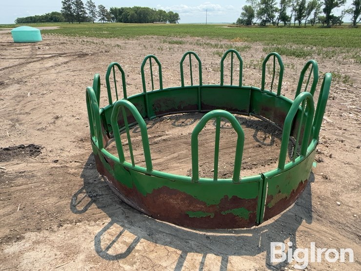 hw-steel-bale-feeder-image-13