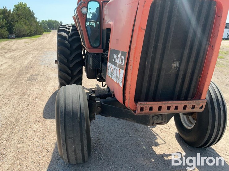 1979-allis-chalmers-7020-image-11