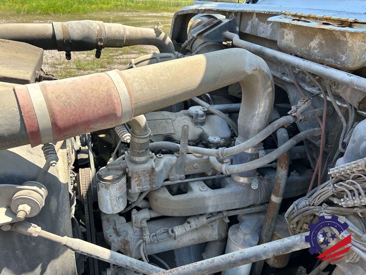 1995-mack-dm690s-image-68
