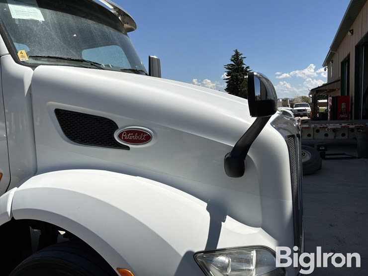 2015-peterbilt-579-image-17