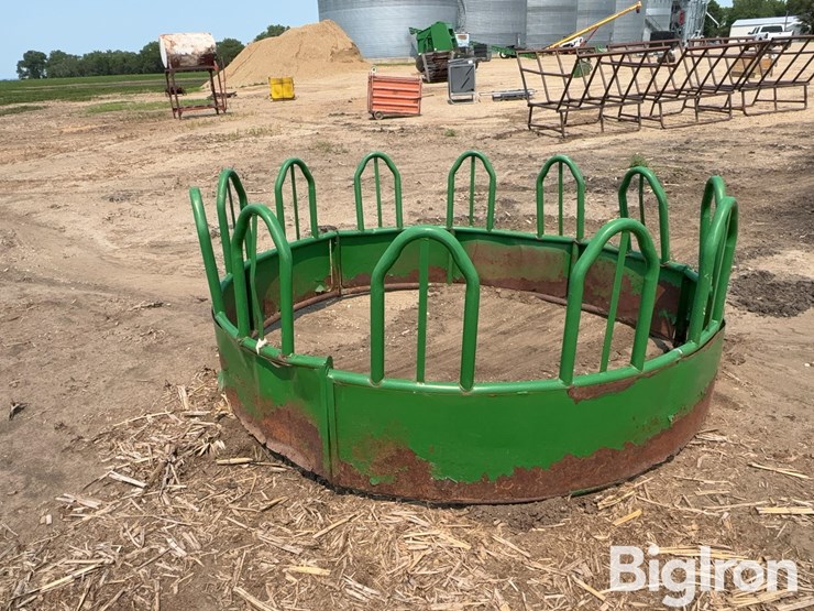 hw-steel-bale-feeder-image-5