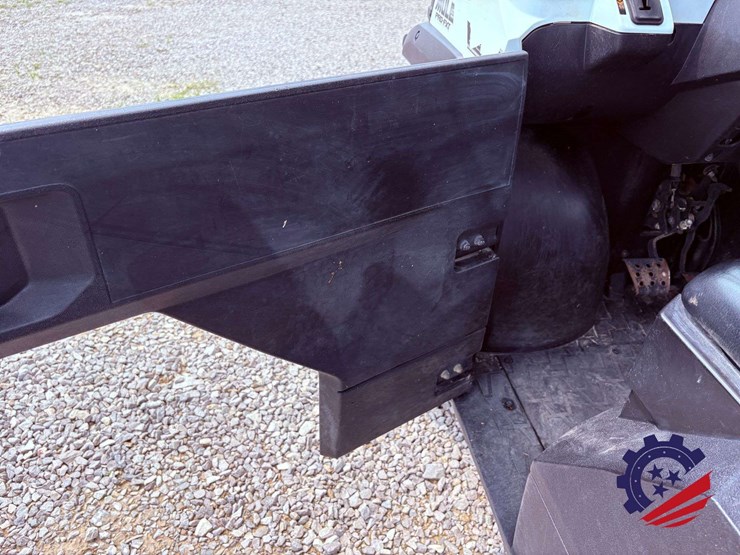 2023-kawasaki-mule-pro-fxt-image-43