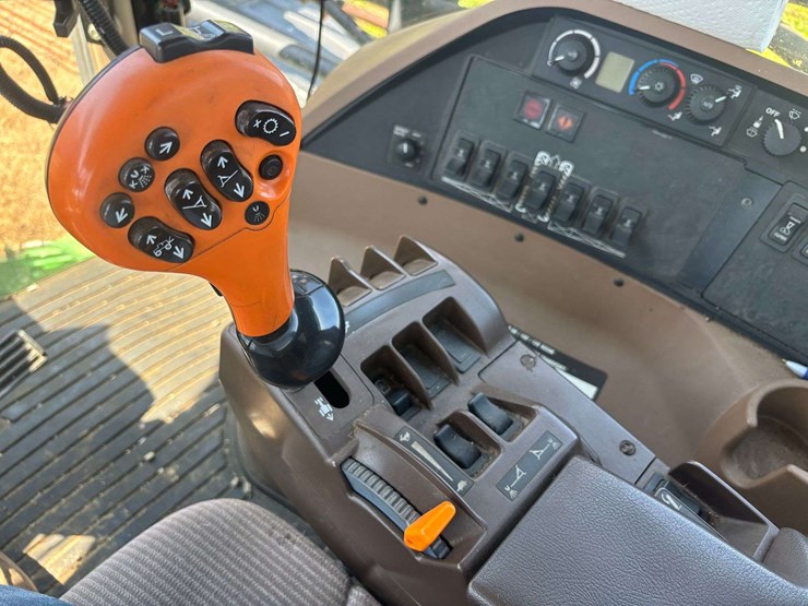john-deere-4930-image-27