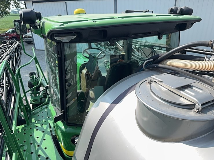 2011-john-deere-4730-image-51
