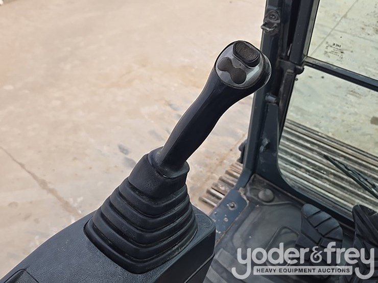 hyundai-hx260l-image-68