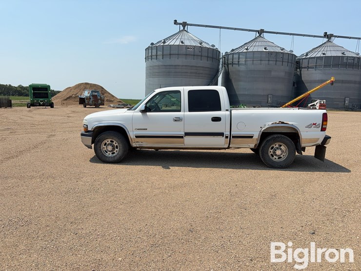 2002-chevrolet-silverado-1500-image-8