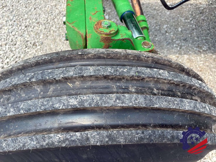 john-deere-6405-image-38
