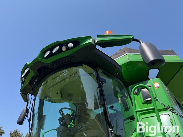 2014-john-deere-s650-image-19