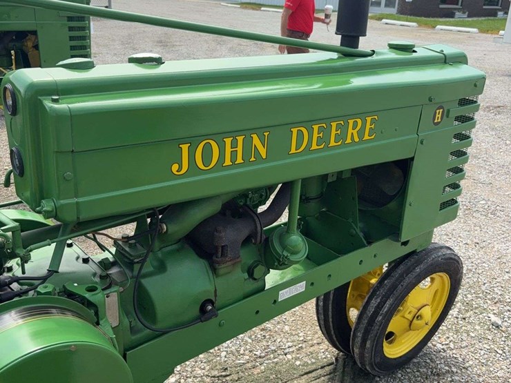john-deere-h-image-14