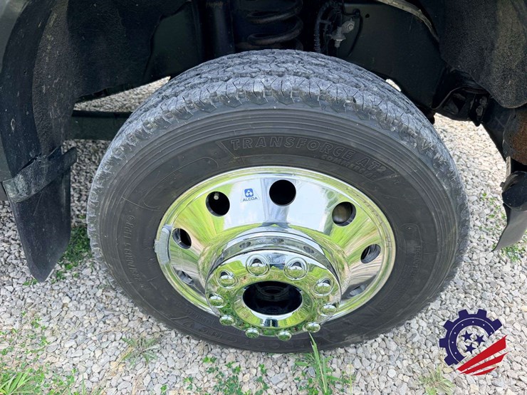 2019-ford-f550-xl-image-21