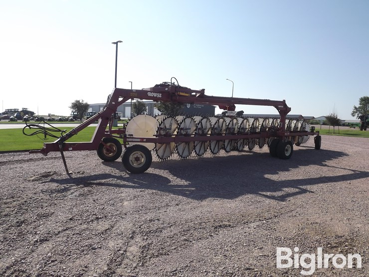 2008-rowse-u27-27-wheel-hay-rake-image-1