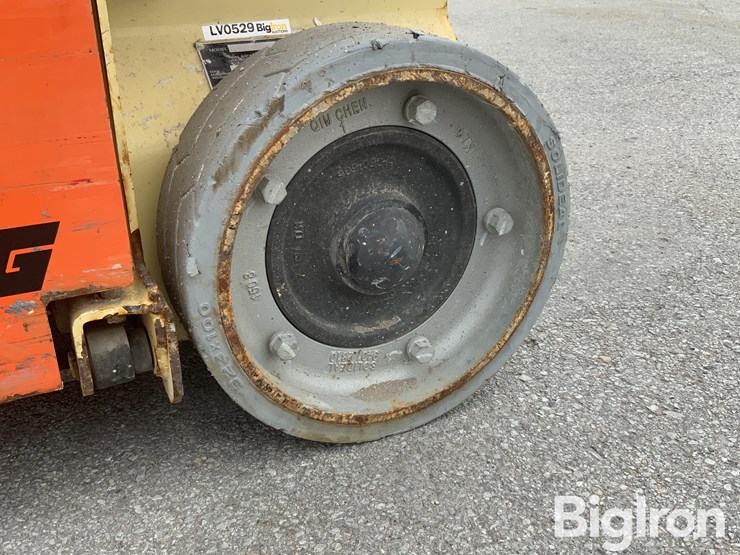 2016-jlg-1230es-image-20