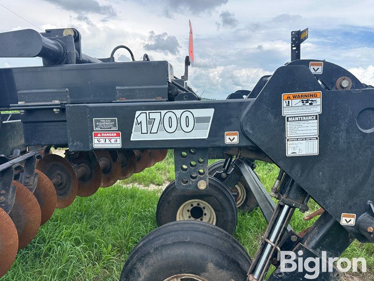 earthmaster-1700-image-19