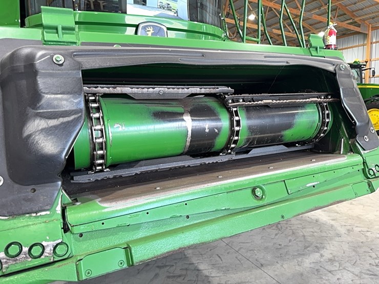 2010-john-deere-9670-sts-image-127