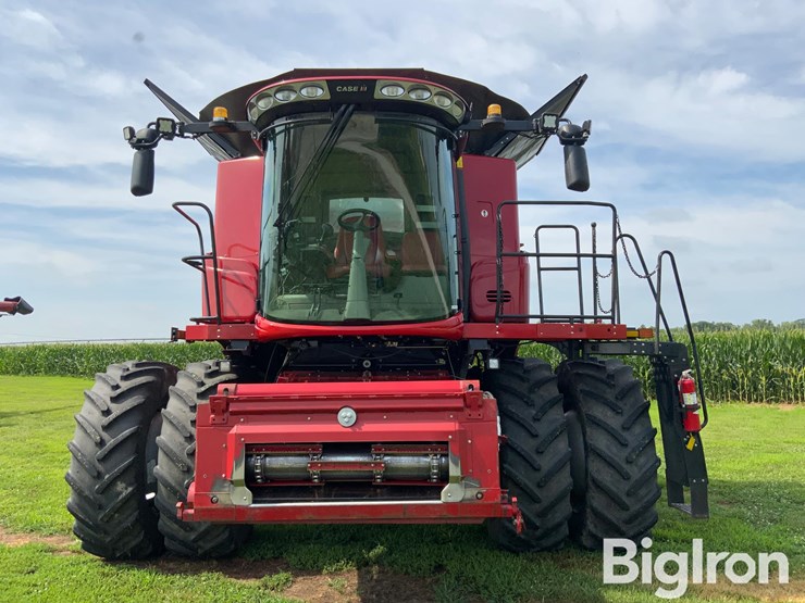 2018-case-ih-8240-image-2