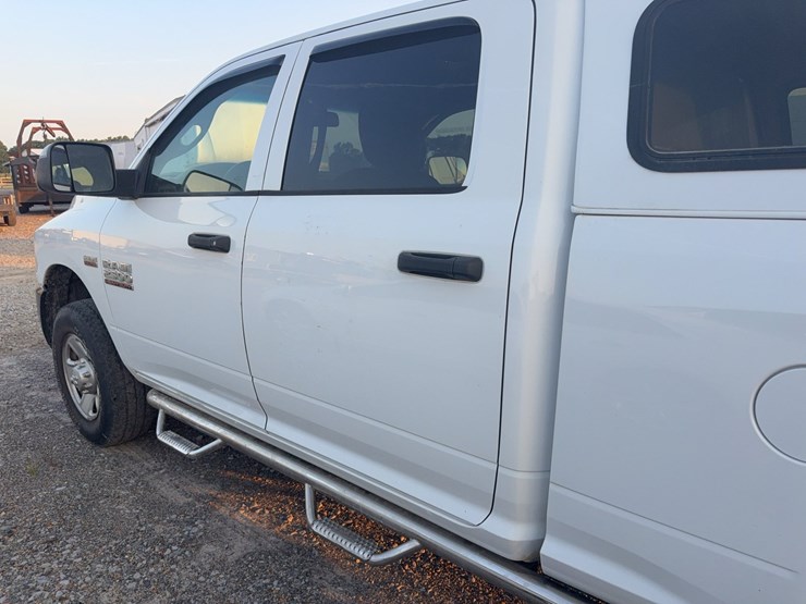 2018-dodge-ram-2500-image-18