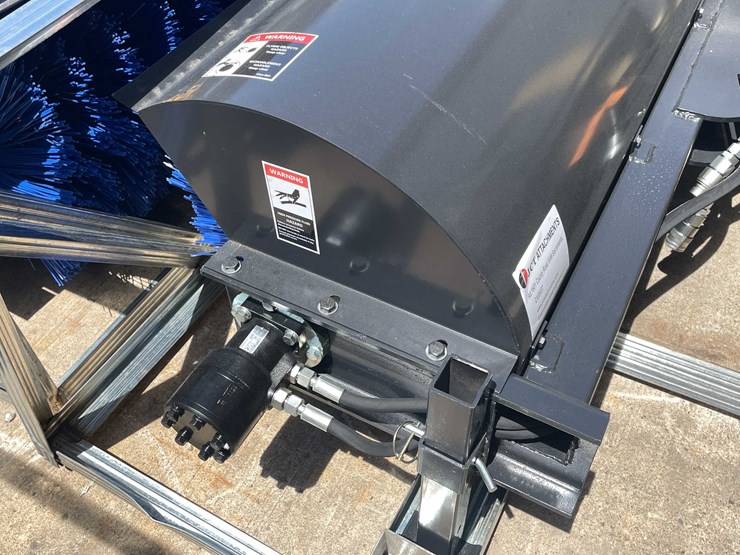 #8302-•-unused-2026-jct-skid-steer-angle-broom-(o2)-image-4