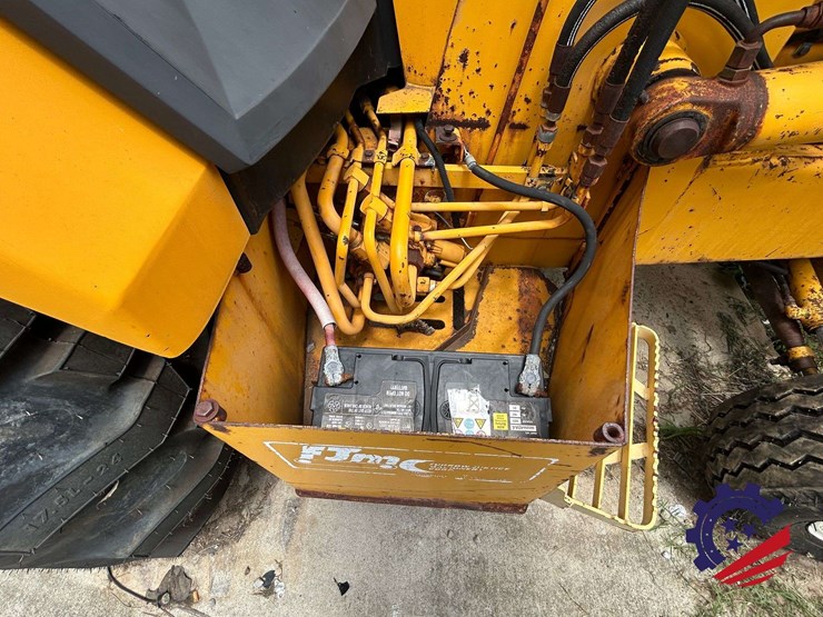 1997-john-deere-310d-image-16