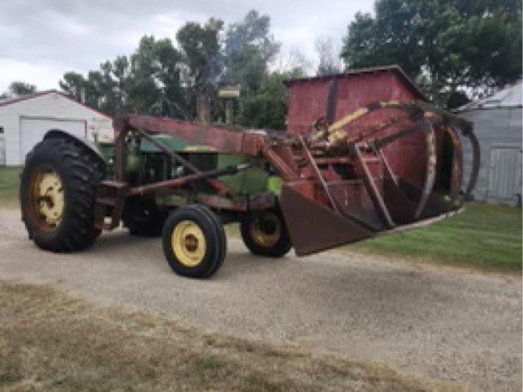 john-deere-4010-image-27