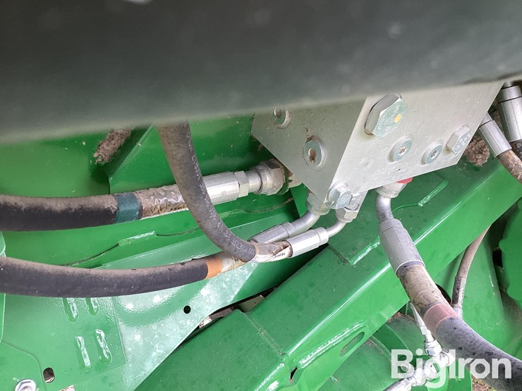 2018-john-deere-635fd-image-16