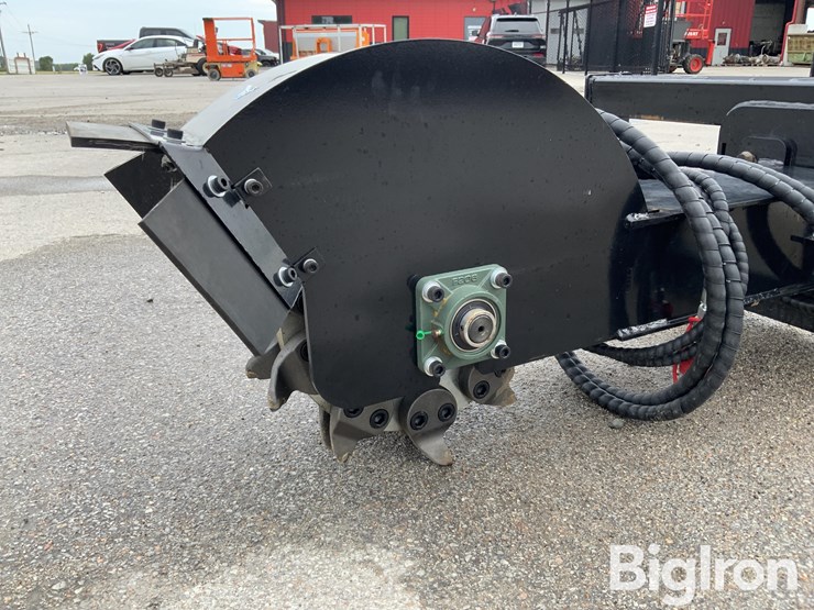 2026-massey-ferguson-730-image-15