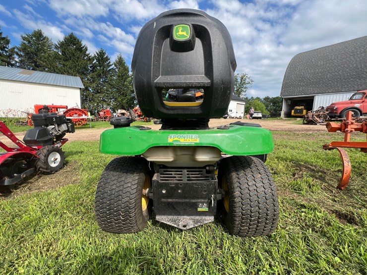 john-deere-x300-image-7
