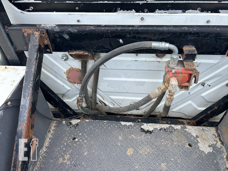 2003-international-durastar-4300-image-46