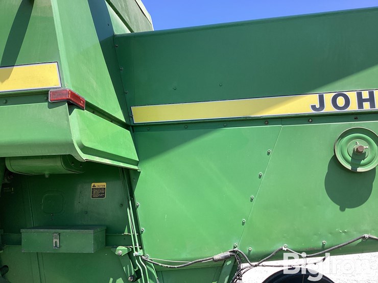 1981-john-deere-6620-image-12