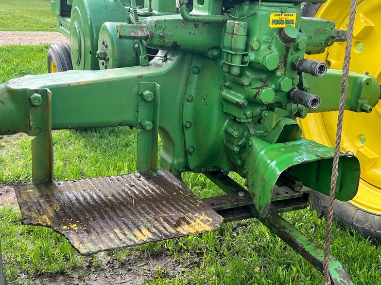 1952-john-deere-b-image-14