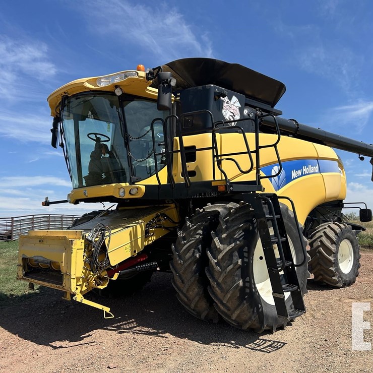 2013 NEW HOLLAND CX8080