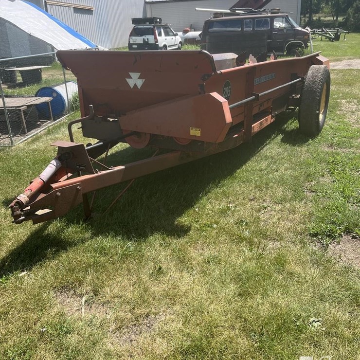 MASSEY-FERGUSON 205