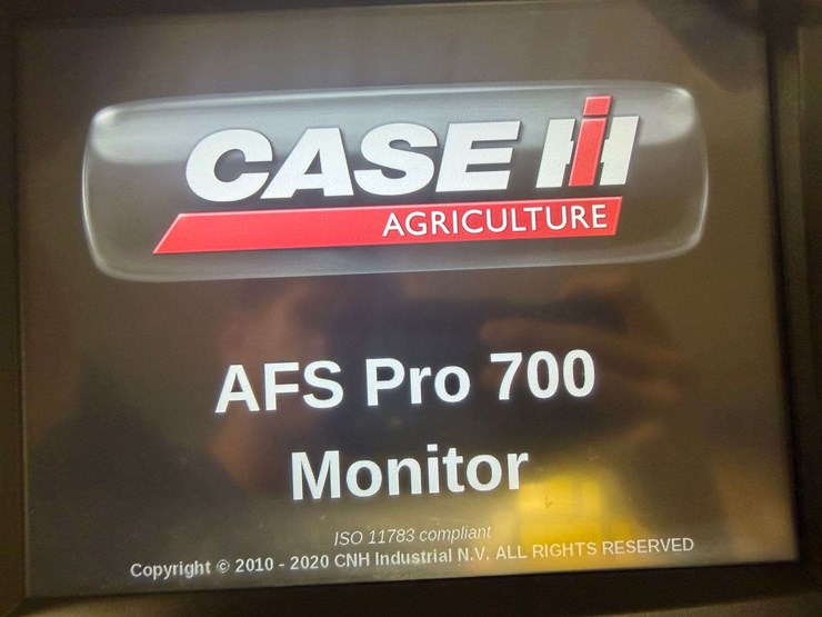2019-case-ih-700-image-3