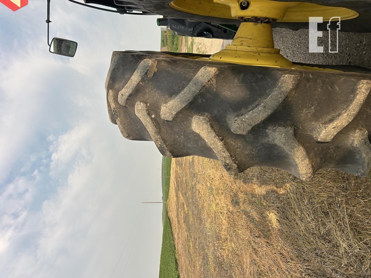 john-deere-6175r-image-32