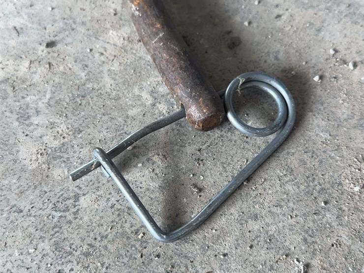 assorted-tractor-hitch-pins-clevis-pins-and-hardware-accessories-lot-image-13