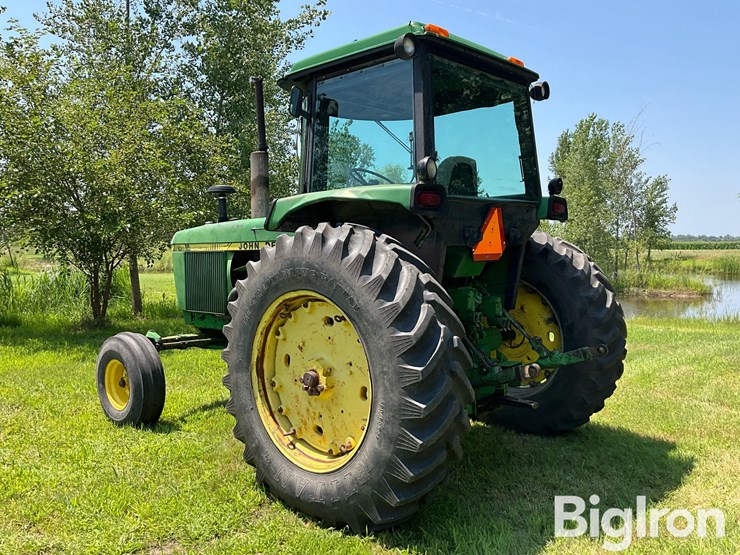john-deere-4240-image-7