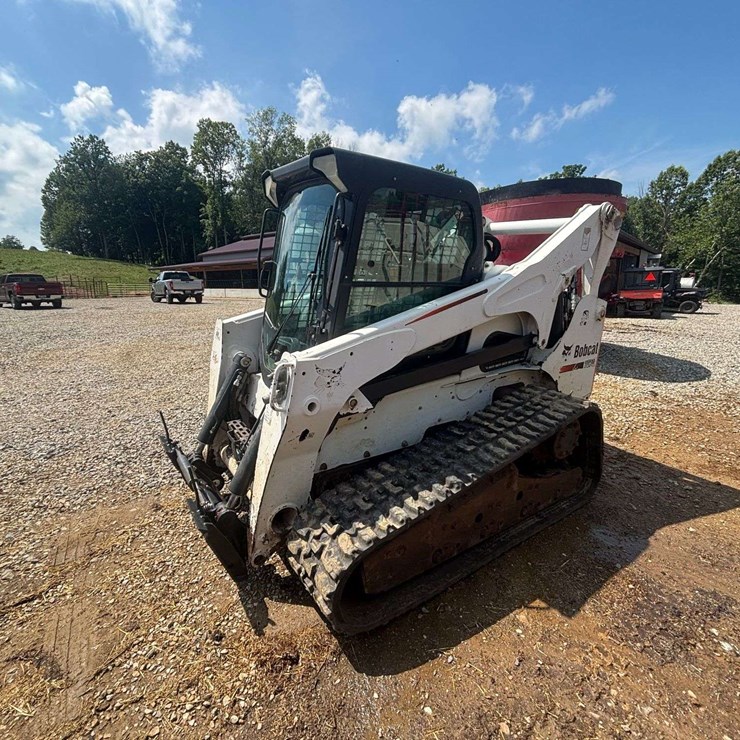 2014 BOBCAT T870