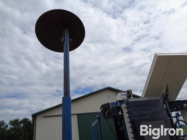 almaco-4r30-3-pt-research-planter-image-12