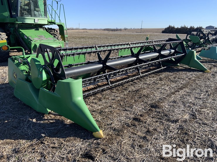2002-john-deere-920f-image-1