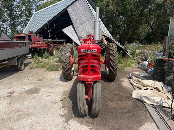 mccormick-farmall-h-tractor-image-8
