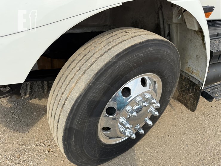 2009-international-transtar-8600-image-12