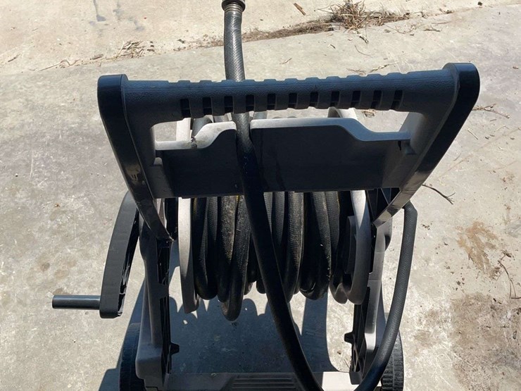 hose-reel-and-hose-image-3