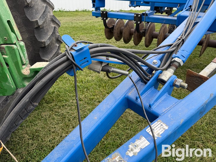 2010-landoll-2211-13-image-13