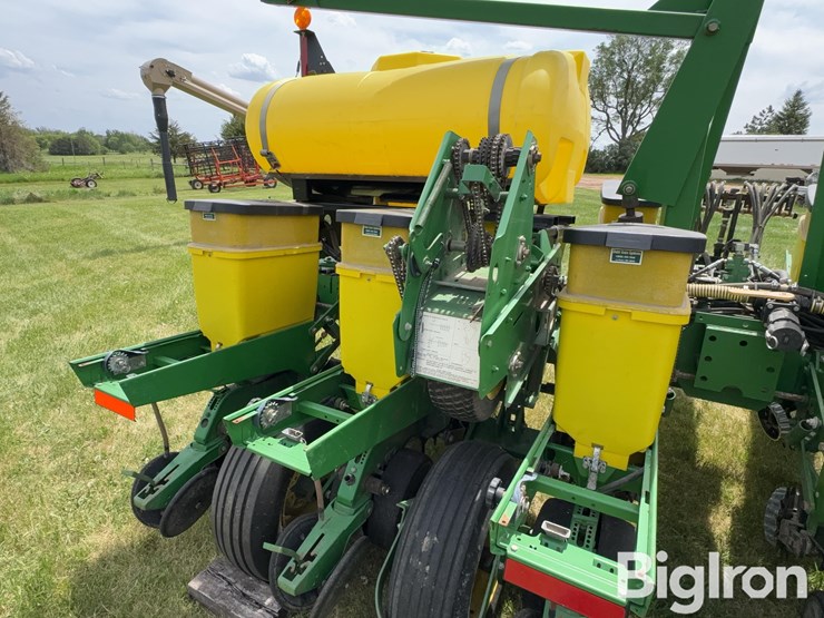 john-deere-1760-image-18