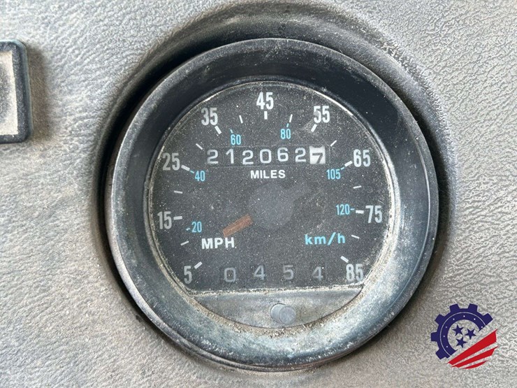 1998-mack-dm690s-image-81