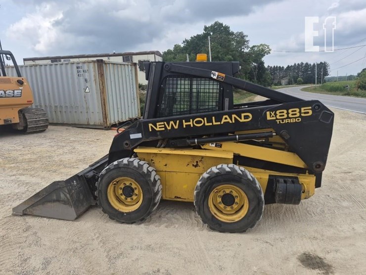 new-holland-lx885-image-9