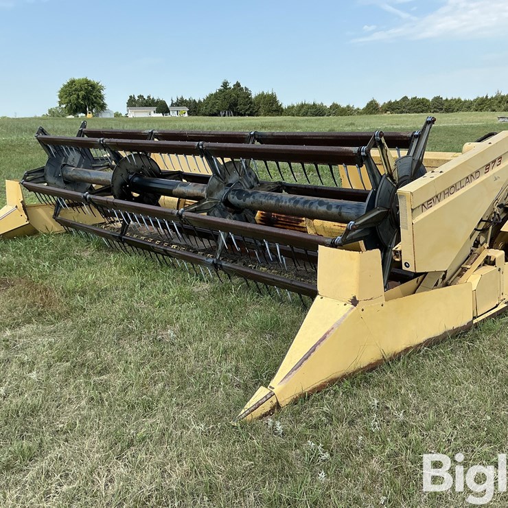 1985 NEW HOLLAND 973