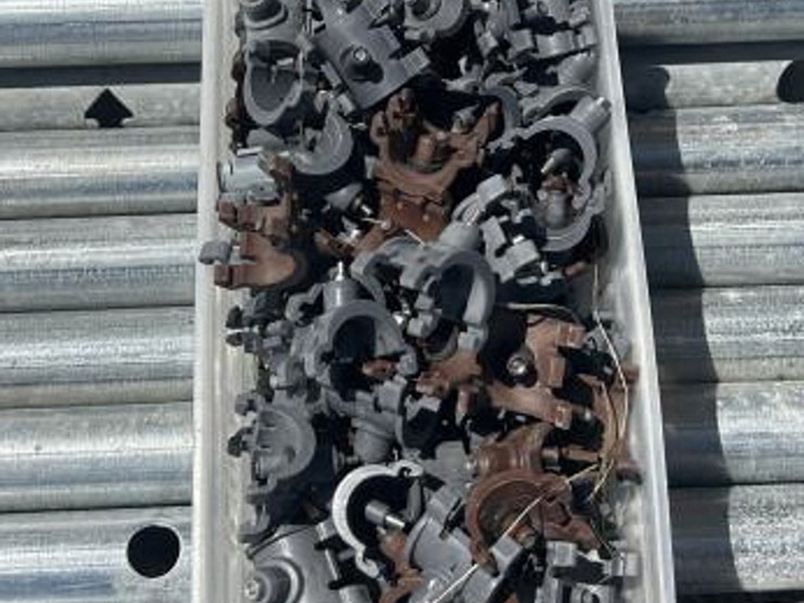 #80-•-chicken-watering-system-w/-pvc-&-galvanized-pipe-image-4