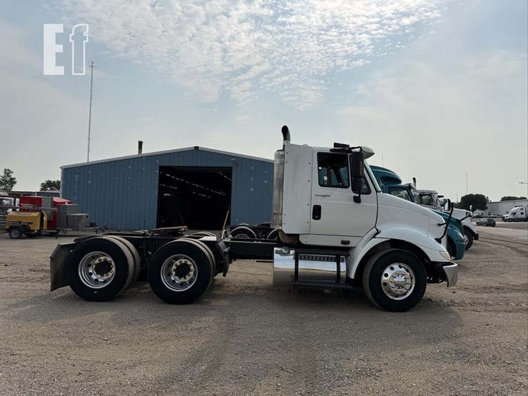 2009-international-transtar-8600-image-3
